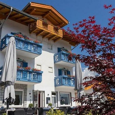 Hotel Milano 蒂奥内迪特伦托 外观 照片